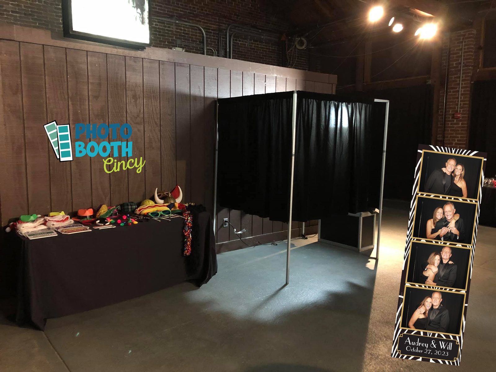 Enclosed photo booth rental Cincinnati Ohio
